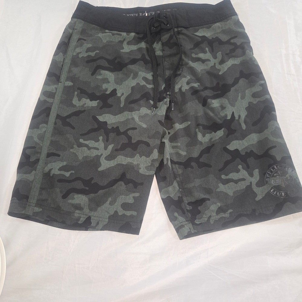 Affliction Live Fast Mens Camo Board Shorts Green Black Size 31 Zipper Pocket